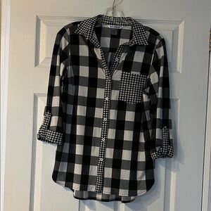 Nygard Black and White Checkered Button Down Shirt
